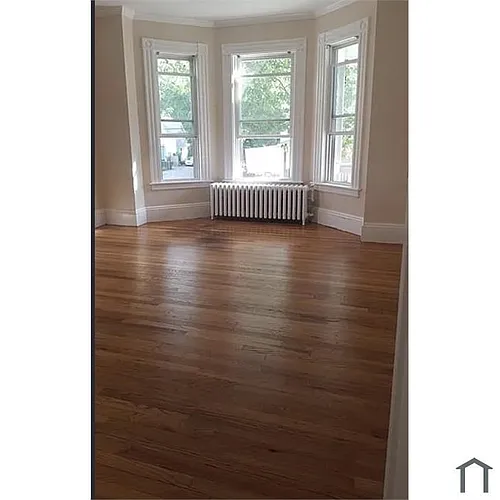 12 Milton St #2 Photo 1