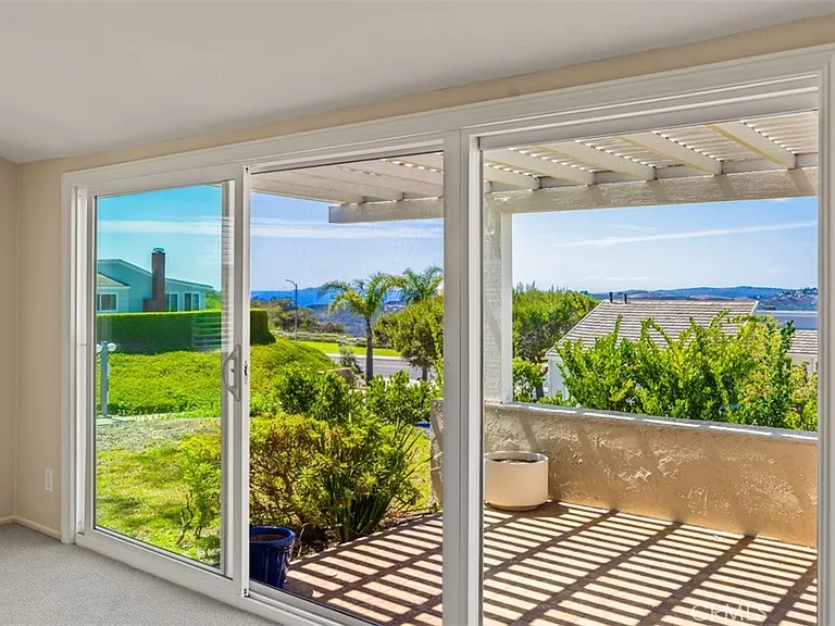 22821 Mariano Dr — Photo 17