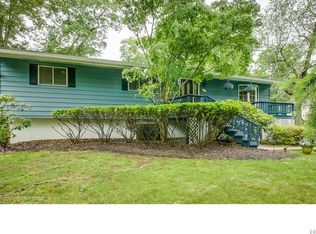 1 Woodland Rd, New City, NY 10956