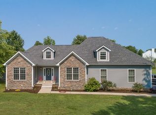 399 Northside Dr, Midway, KY 40347