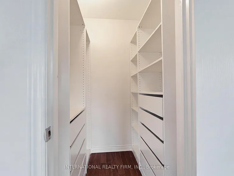 68 Old Orchard Cres — Photo 30