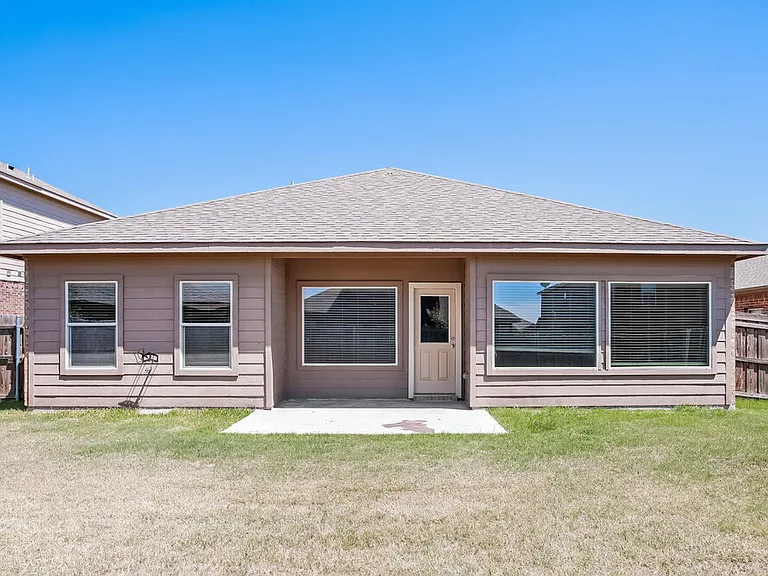 5126 Meadow Ln — Photo 16