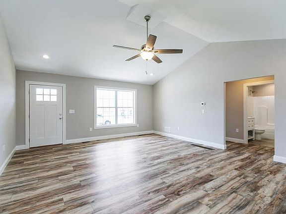2nd image of 1032 Melbourne Way