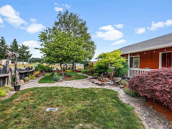 4th image of 310 Volesky Dr SE