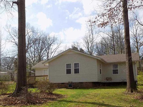 2nd image of 120 Westwood Dr