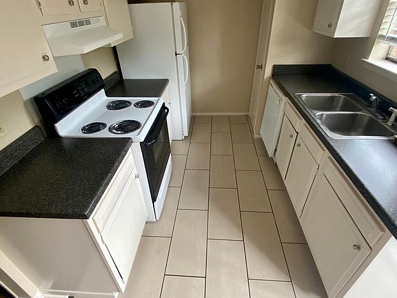 2nd image of 85 E Caldwood Dr APT 10