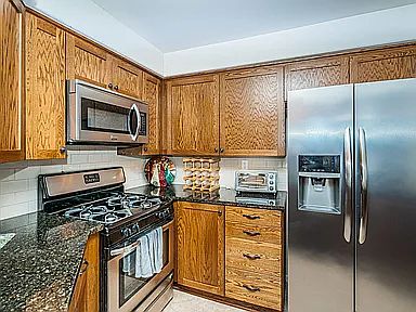 2nd image of 12083 Tivoli Park Row Unit 5