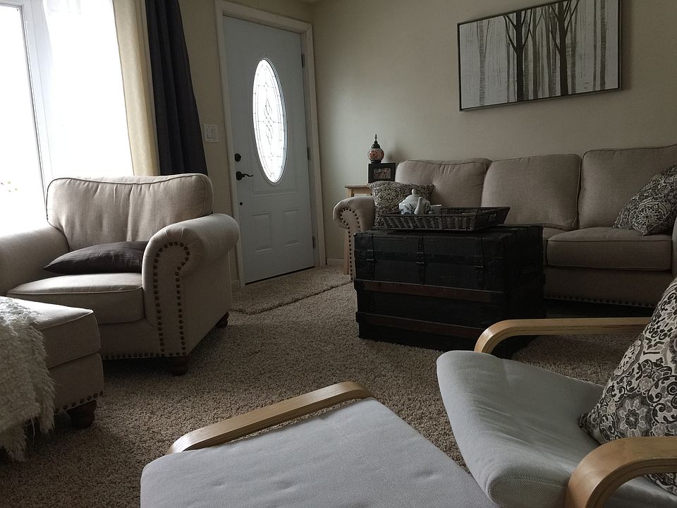 1st image of 25 Pinehaven Dr
