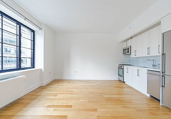 4th image of 27-21 44th Dr #505A