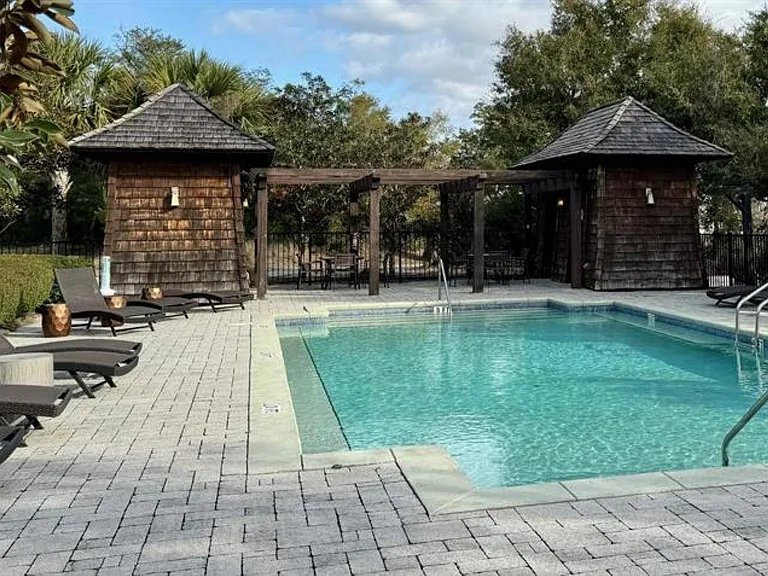 3541 Sanctuary Dr — Photo 26