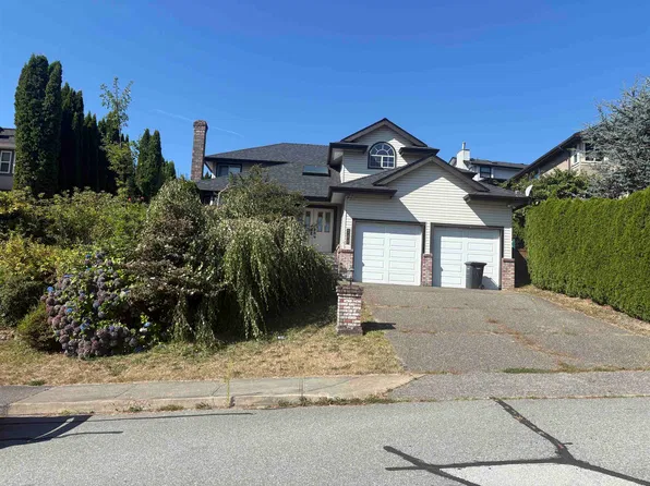 740 Clearwater Way, Coquitlam, BC V3C 6A3