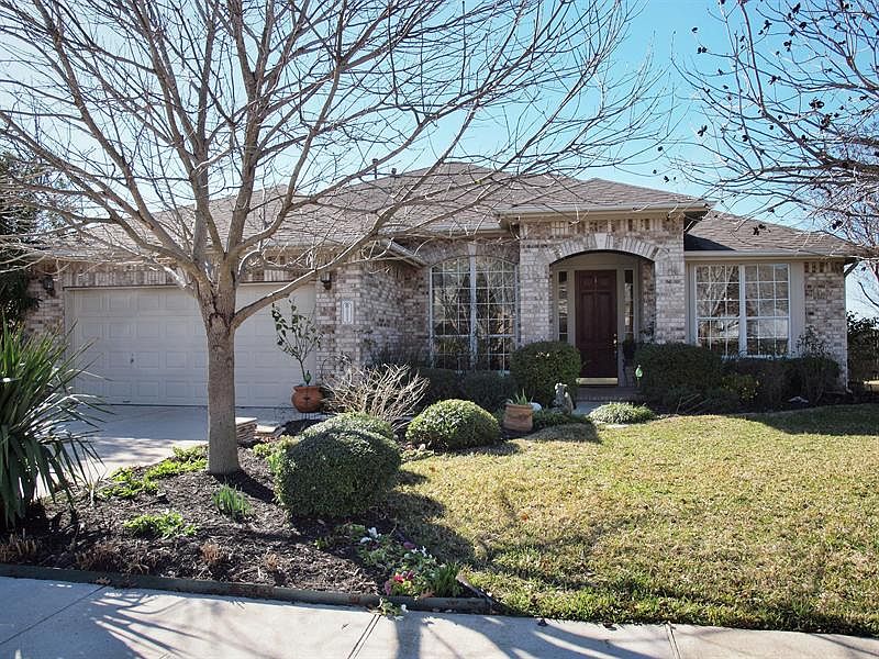 1st image of 20217 Bellerive Dr
