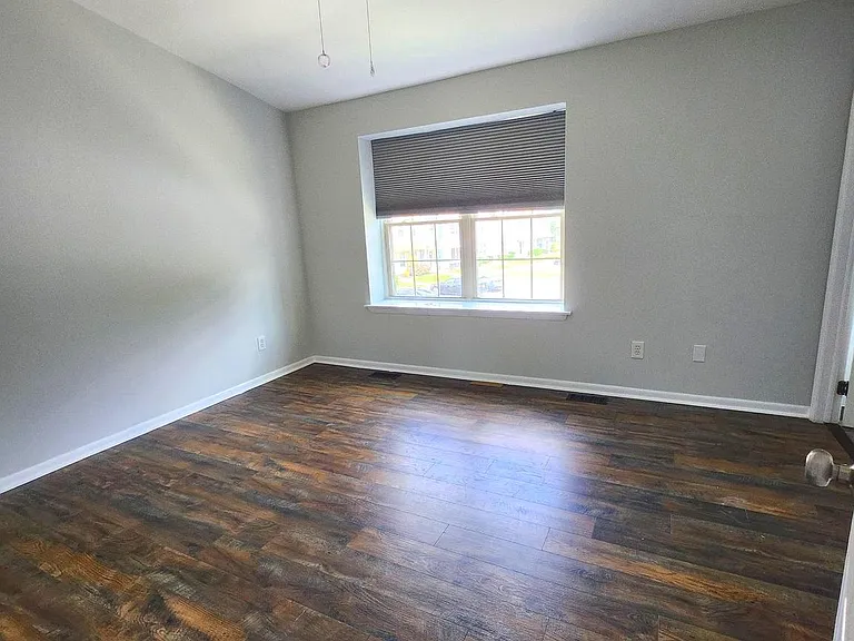 114 Brent Ct — Photo 23