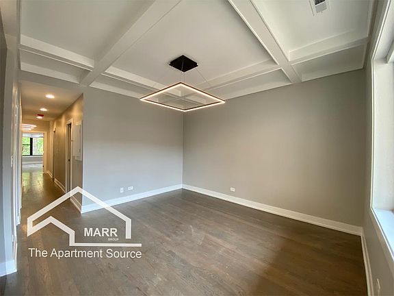 5th image of 1122 N Oakley Blvd #2