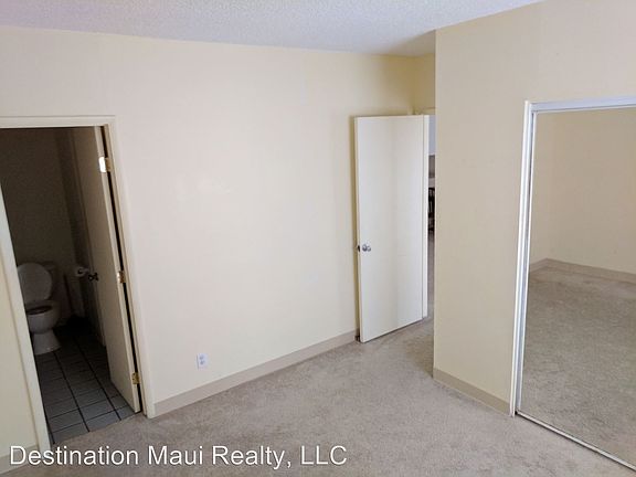 5th image of 1063 Lower Main St APT 201