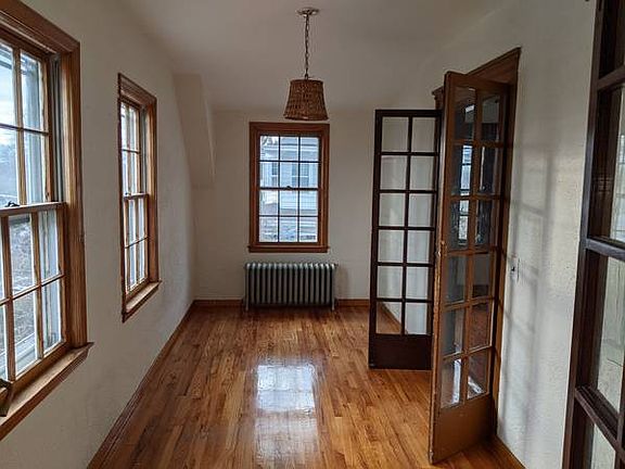 5th image of 149 Park Ave Floor 2