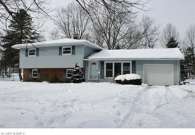 1st image of 611 Yacavona St