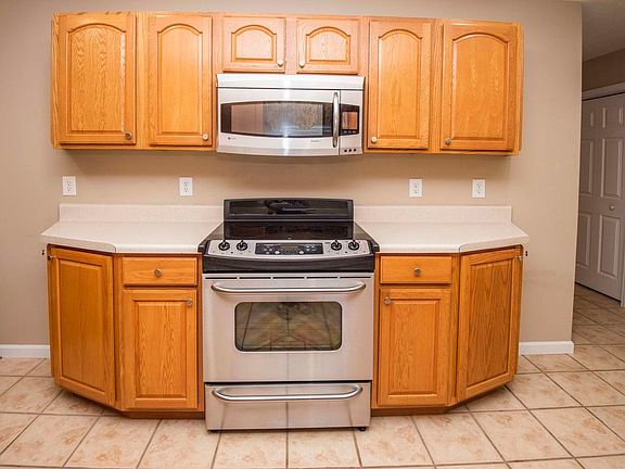 5th image of 4431 Avery Village Way