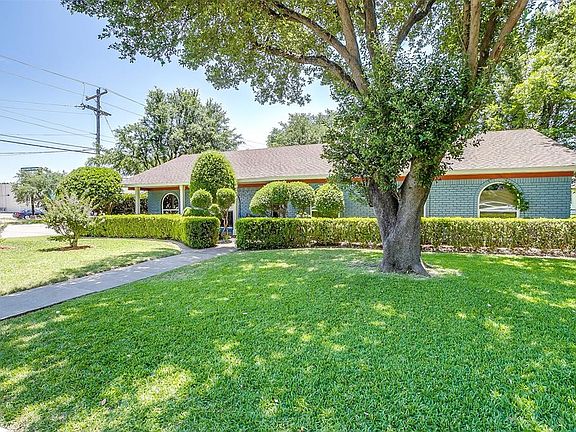 3rd image of 3201 Denbury Dr
