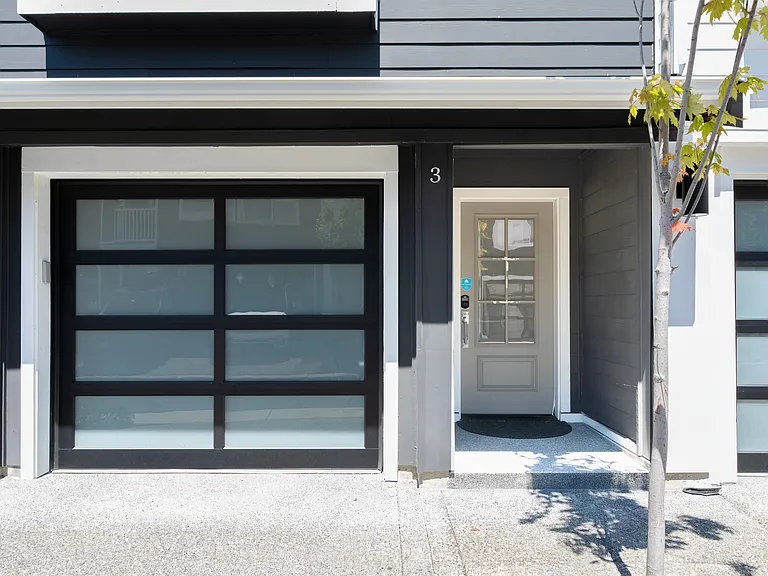 16030 Meadow Rd #B3 — Photo 2