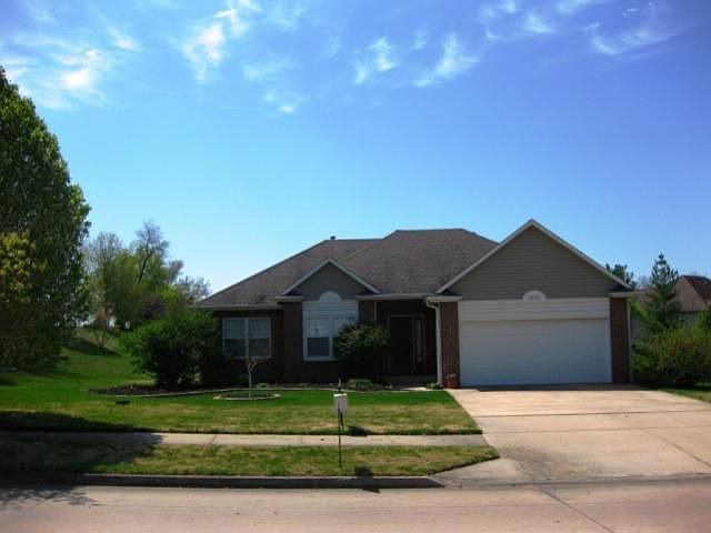 1st image of 3804 Grant Ln