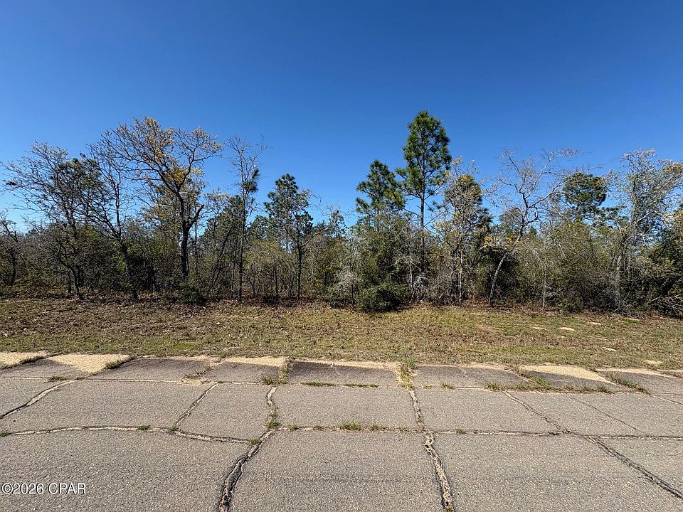 1st image of 11 Loredo Dr