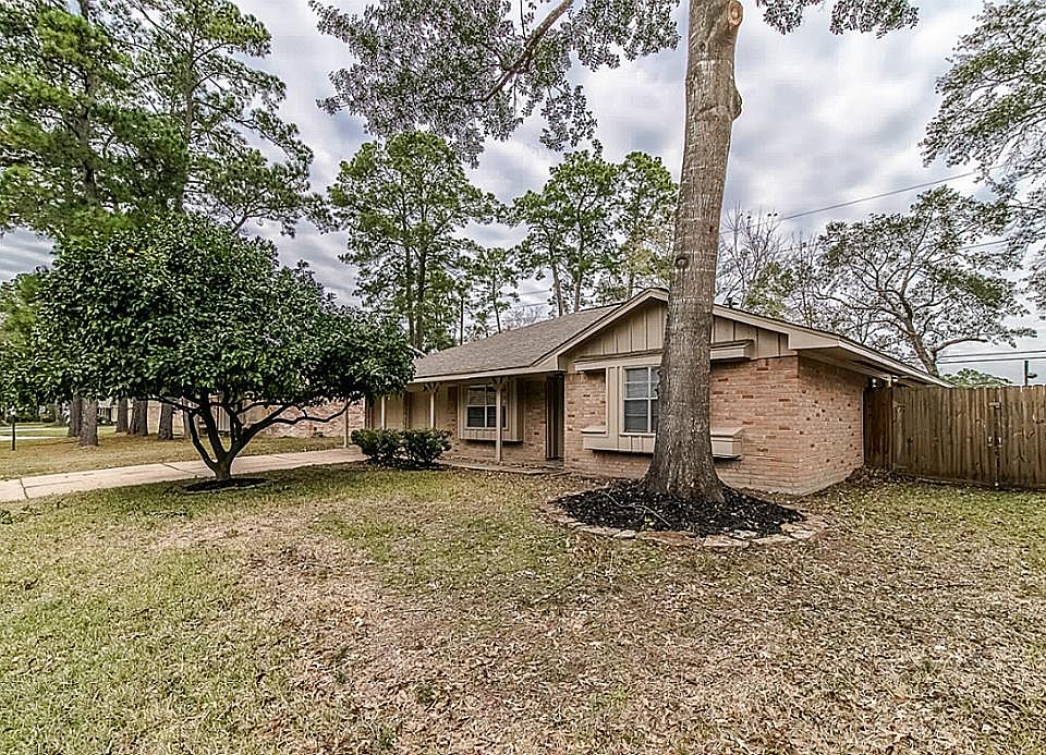1st image of 17450 Bonnie Sean Dr