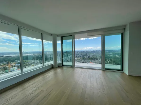 567 Clarke Rd #4064, Coquitlam, BC V3J 0K7