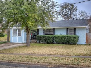 408 Valley Dr, Rockwall, TX 75087