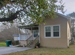 519 Lake Rd, La Marque, TX 77568