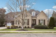 Vintage Grove Pkwy-001.jpg
