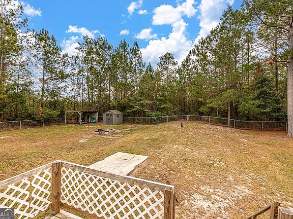 4th image of 1093 Timber Landing Rd