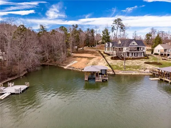 5947 Melrose Ln, Granite Falls, NC 28630