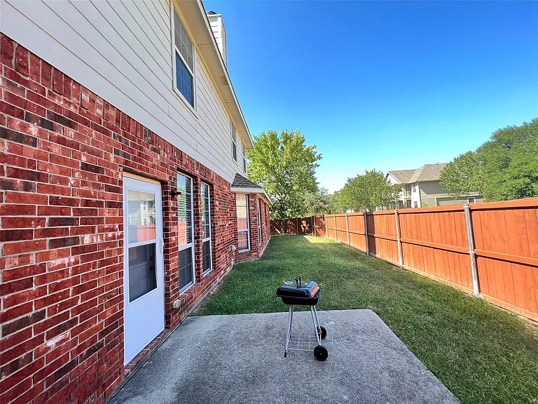 7700 Loma Alta Trl — Photo 22