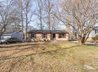 10010 Garth Wood Rd, Charlotte, NC 28273