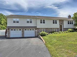 6 E Greenhouse Rd, Dillsburg, PA 17019