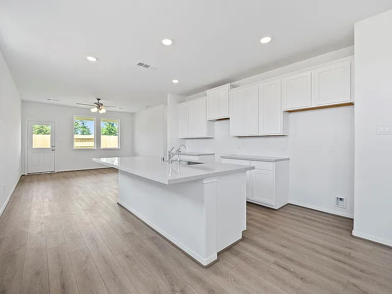 19126 Hazel Firs Ct — Photo 9