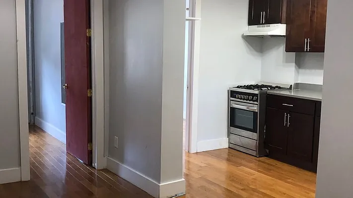 Rented by Nooklyn NYC LLC | media 7