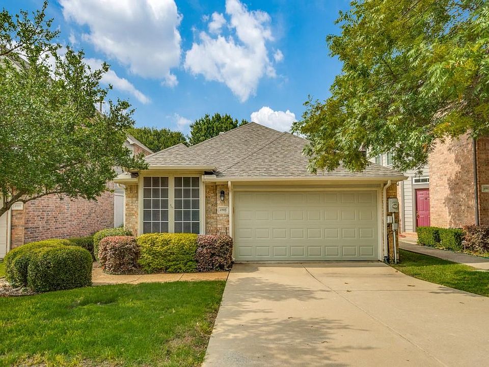 1st image of 4905 Ridgedale Dr
