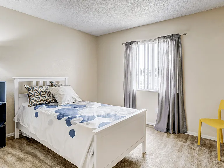 Aurora Meadows — Photo 29