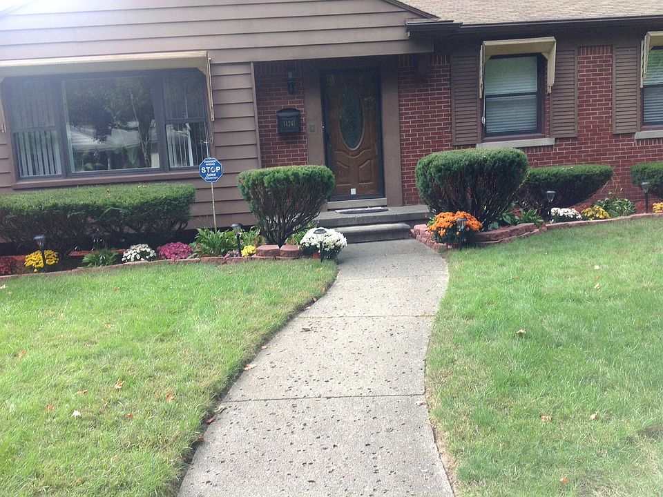 1st image of 14241 Garfield