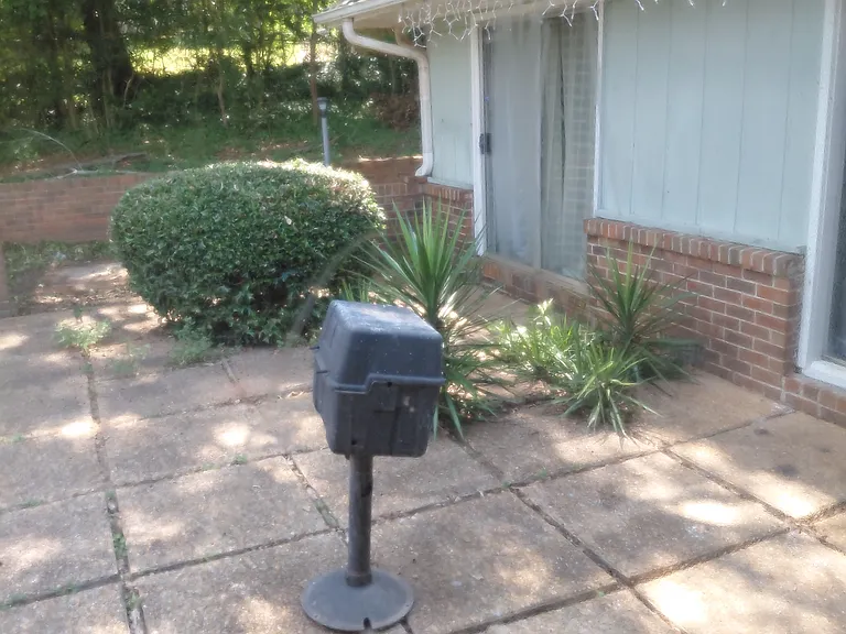 4483 Riverwood Cir — Photo 18