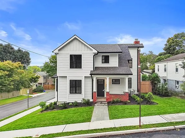 33 Ogden Pl, Dobbs Ferry, NY 10522
