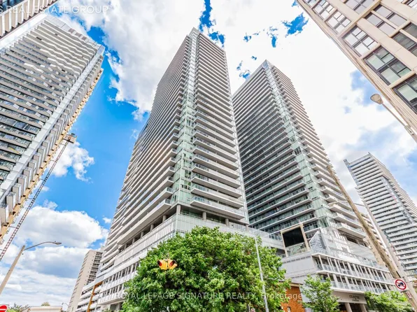 99 Broadway Ave, Toronto, ON