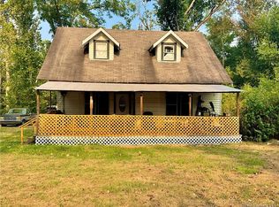 914 S Grand Ave, Dequincy, LA 70633