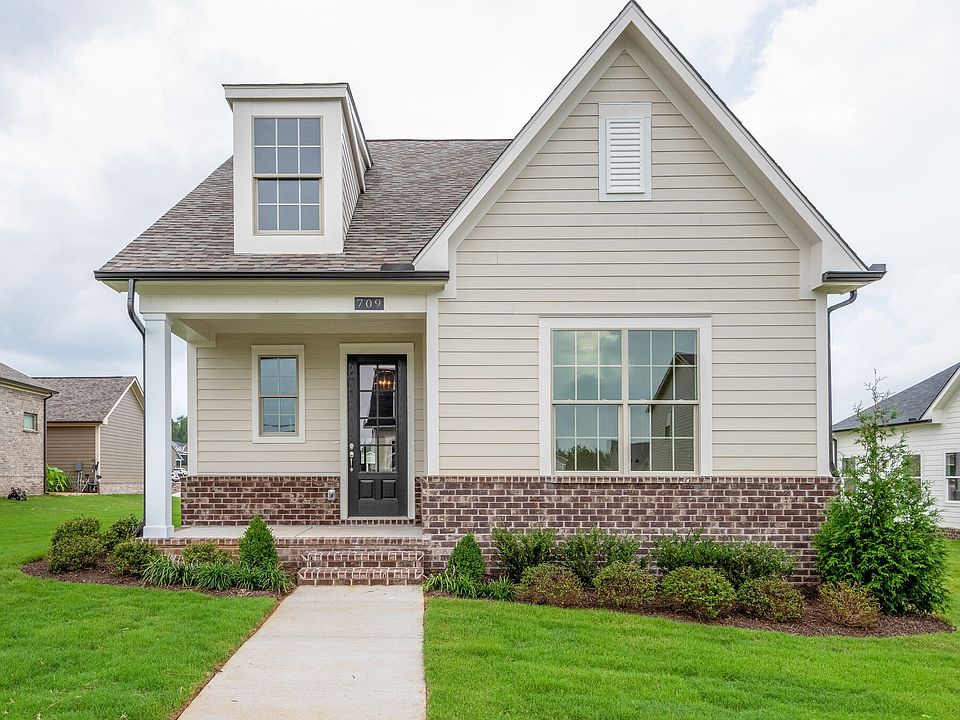 1st image of 709 Ravensdowne Dr #102