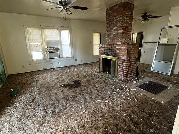 3rd image of 437 S Palm St
