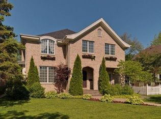 704 S Chester Ave, Park Ridge, IL 60068