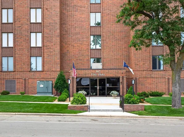 317 6th Ave SW APT 206, Rochester, MN 55902