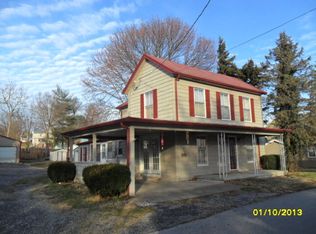 121 N Court St, Luray, VA 22835